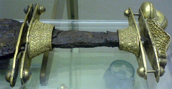 меровингский меч в музее
