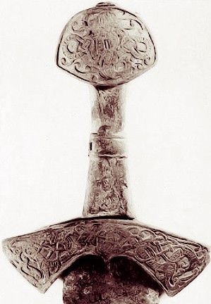 каролингский меч из Суонтаки - фото