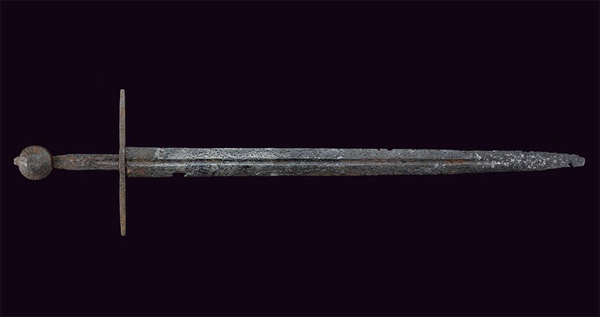 романский меч с аукциона "Черни"