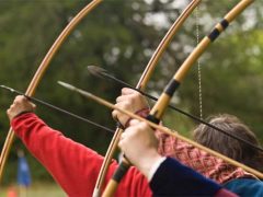 Как стреляли из лука в средние века?